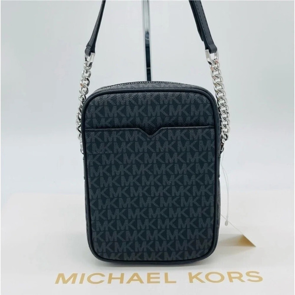 Michael Kors Medium NS Chain Xbody Bag Black
Leather Black - Picture 8 of 12